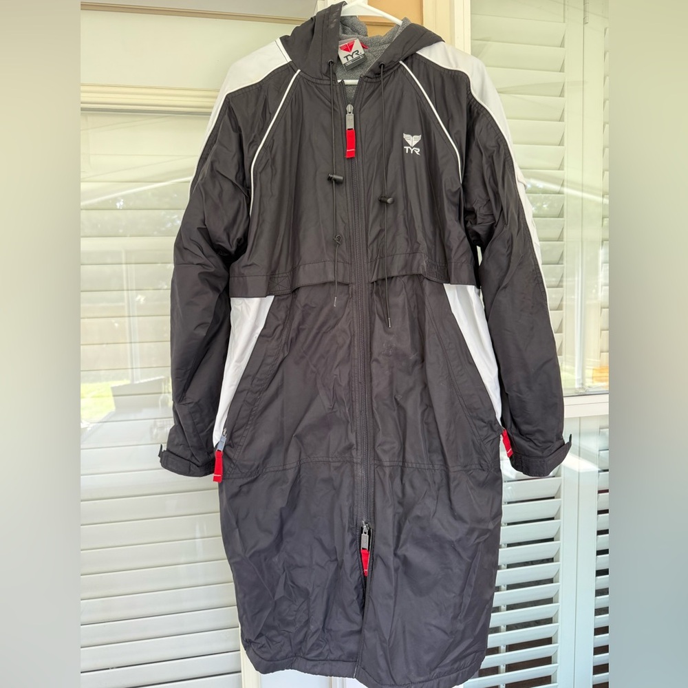 TYR Alliance Swim Parka Black Small